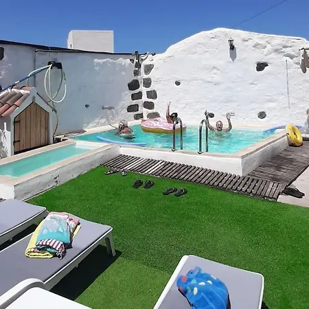 펜션 Preciosa Casa Emblematatica, Piscina,wifi