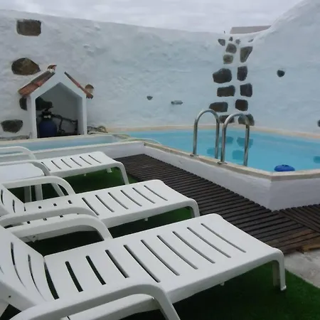 Preciosa Casa Emblematatica, Piscina,wifi بيت للعطل