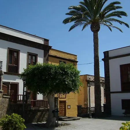 Preciosa Casa Emblematatica, Piscina,wifi בית נופש *