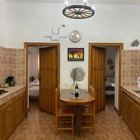 Preciosa Casa Emblematatica, Piscina,wifi بيت للعطل *
