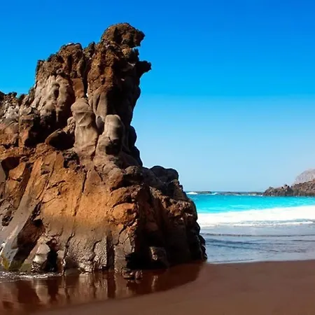 Tatil Evi Preciosa Casa Emblematatica, Piscina,wifi Santa Catalina