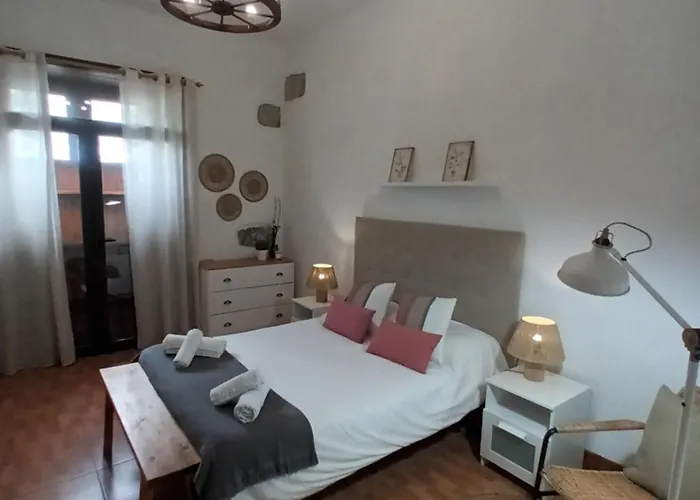 Preciosa Casa Emblematatica, Piscina,wifi بيت للعطل Santa Catalina